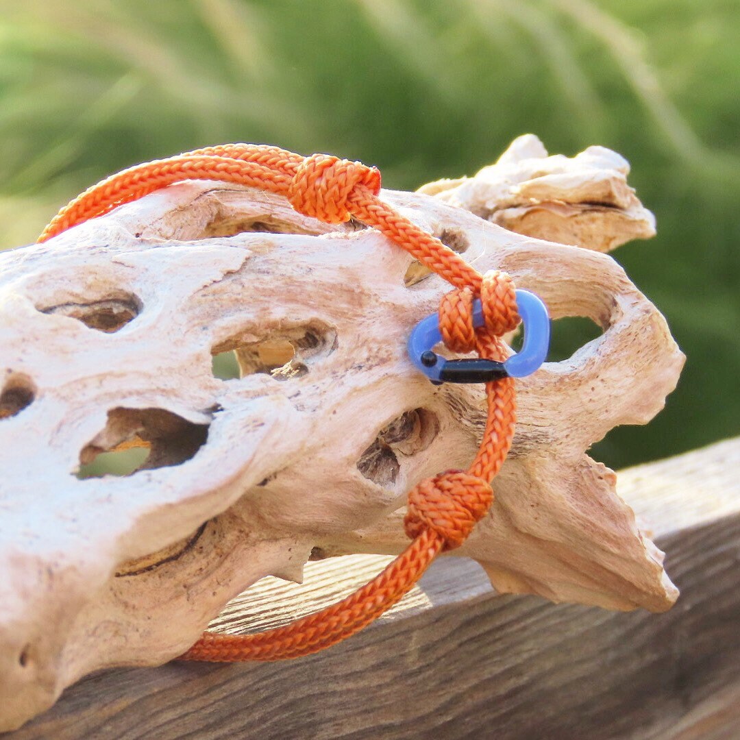 Periwinkle Bracelet | Glass Carabiner | Rock Climbing Gift